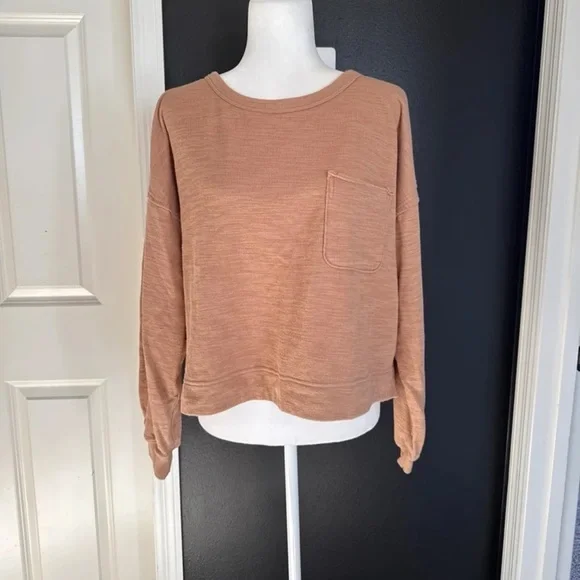 Aerie Endless Summer Crew Sweatshirt
In Toasty 
Size Small Oversized - Picture 8 of 12